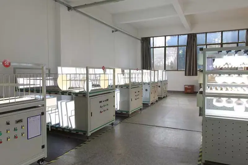 Ningbo YQ Lighting Technology Co., Ltd.