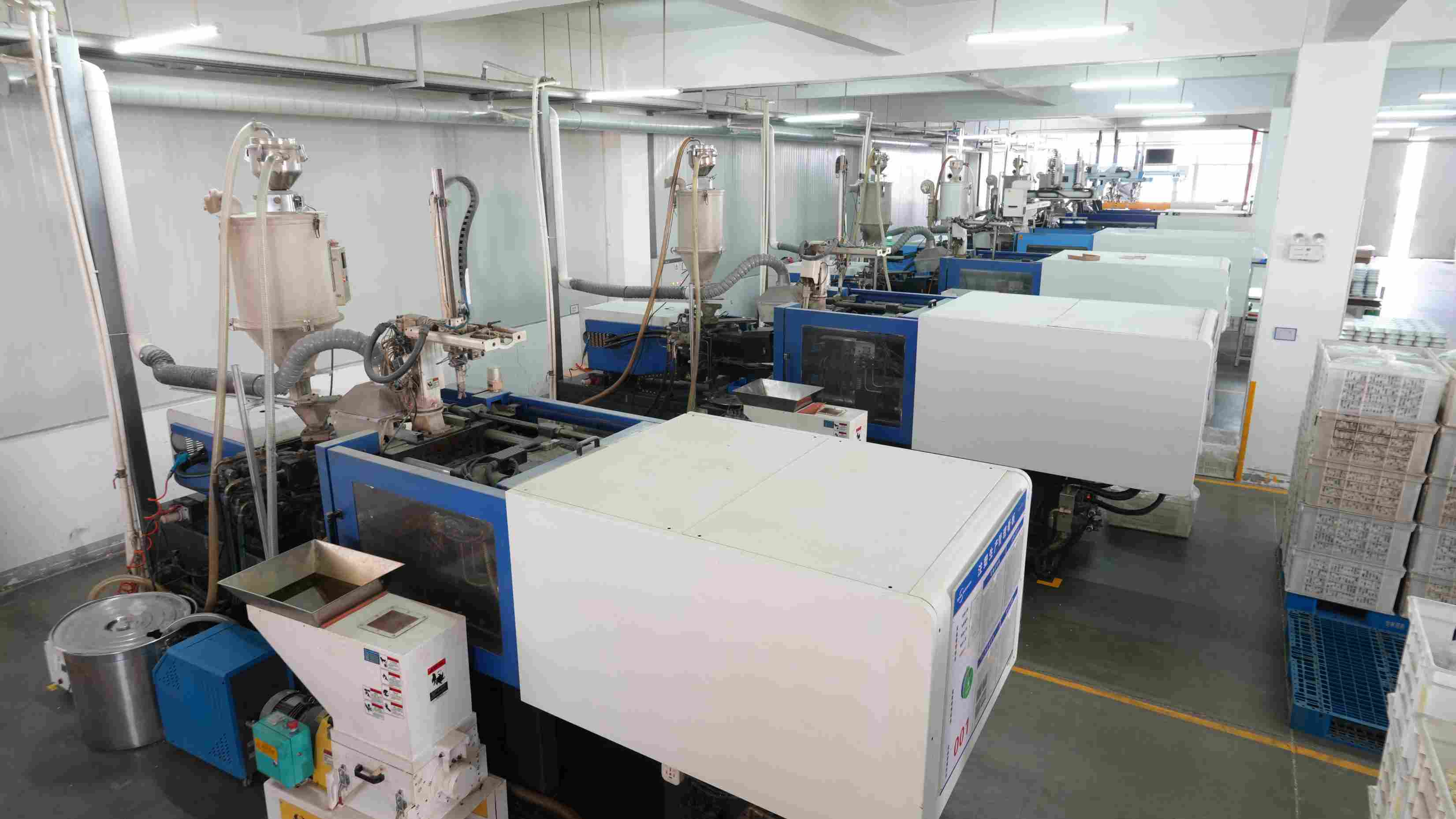 Ningbo YQ Lighting Technology Co., Ltd.